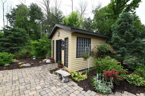 209 Trillium Cir, Green Bay WI  54313-4960 exterior