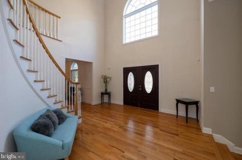 502 Cherry Valley Rd, Princeton NJ  08540-7681 exterior