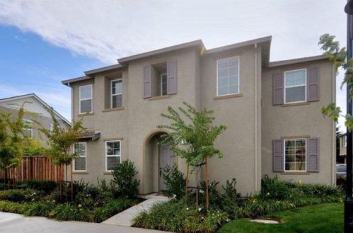 10 Sturla Way, Gilroy, CA 95020-7644
