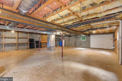 14260 Rehobeth Church Rd, Lovettsville VA  20180-3218 exterior