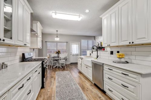 225 Waterford Oaks Dr, Cedar Hill TX 75104-2324 exterior