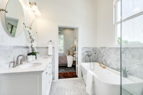 1804 37 St, Galveston TX 77550-6726 exterior