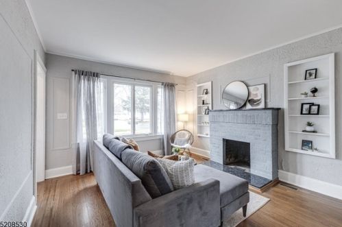 428 Jerusalem Rd, Scotch Plains NJ  07076-2009 exterior