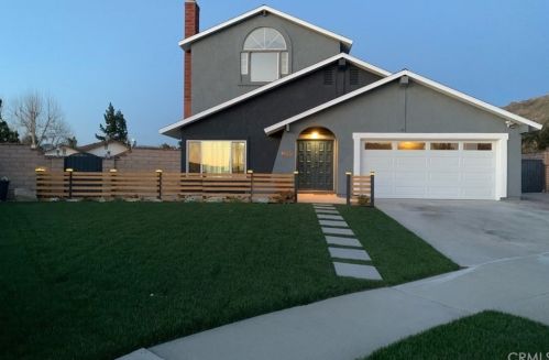 22424 Tanager St, Colton, CA 92313-6038