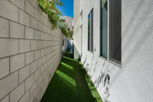 54640 Avenida Juarez, La Quinta CA  92253-3722 exterior