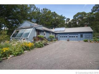 337 Saw Mill Hill Rd, Guilford, CT 06437-1020