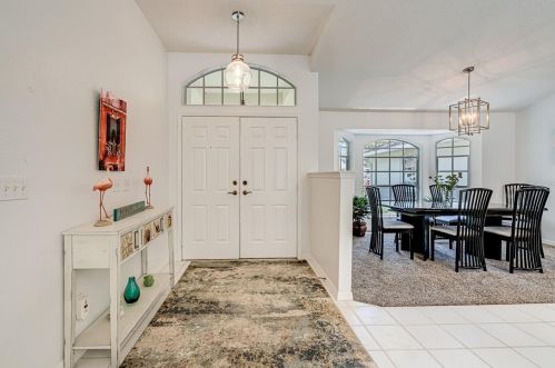 963 Ridgewood Ter, Tarpon Springs FL  34689-2622 exterior