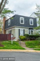 3140 Ellenwood Dr, Fairfax, VA 22031-2039