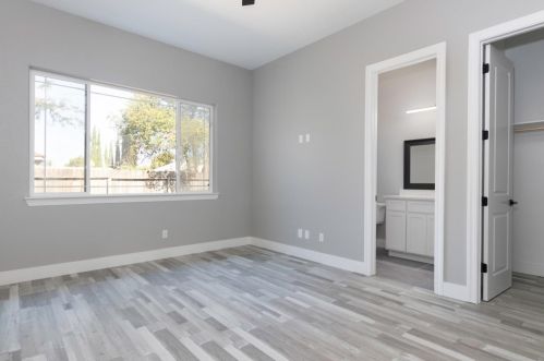 126 Mylnar Ave, Manteca CA  95336-4908 exterior
