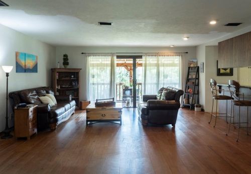 6737 180th Avenue Rd, Ocklawaha FL  32179-7002 exterior