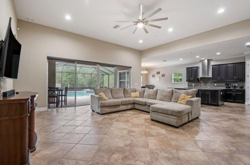 8955 Crystal Creek Ct, Land O Lakes FL  34638-6164 exterior