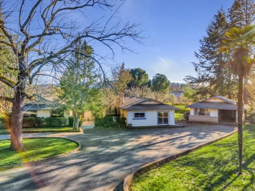 898 St Jean Ct, Santa Rosa, CA 95452-9043