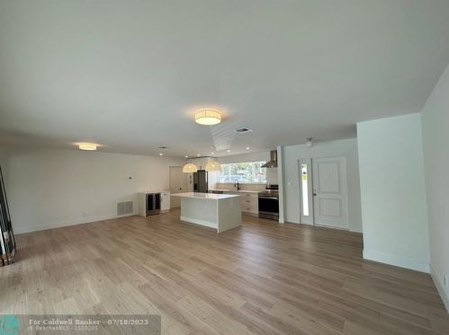 1107 24th Ave, Boynton Beach, FL 33426-7449