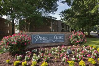 3100 Hampton Hwy, Yorktown VA  23693-4712 exterior