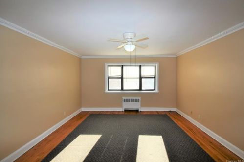 40 Fleetwood Ave, Mount Vernon NY  10552-2866 exterior