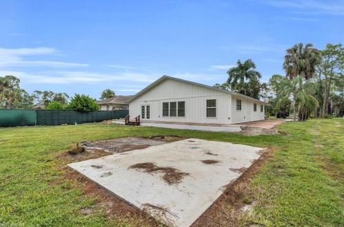 2031 17 St, Naples FL 34117-3312 exterior