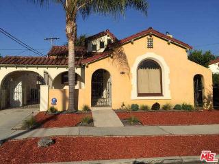 4183 6th Ave, Los Angeles CA  90008-3913 exterior