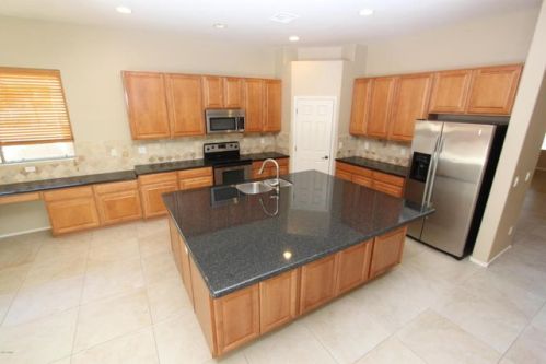 45247 Jack Rabbit Trl, Maricopa, AZ 85139-4053