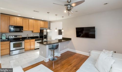 2220 Capitol St, Washington DC 20002-1106 exterior