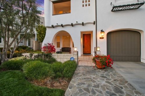 24613 Garland Dr, Santa Clarita CA  91355-4962 exterior