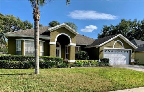 3057 Floral Way, Apopka, FL 32703-6612