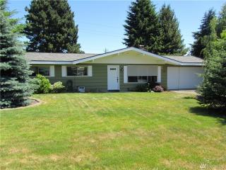 3810 Pineneedle Dr, Bremerton, WA 98310-2262