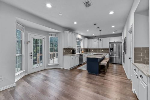 3808 Cherokee Dr, Bedford TX  76021-3110 exterior