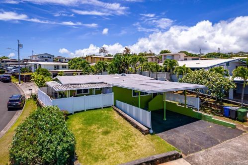 2266 Amokemoke St, Pearl City HI  96782-1347 exterior