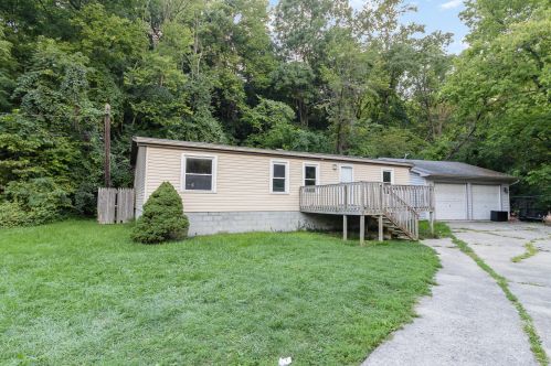 1904 Amsterdam Rd, Covington, KY 41017-3701