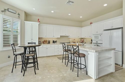 2058 Katnich Ln, Lodi CA  95242-4805 exterior