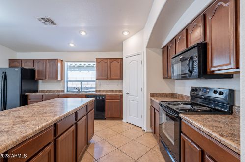 42763 Venture Rd, Maricopa AZ  85138-2359 exterior