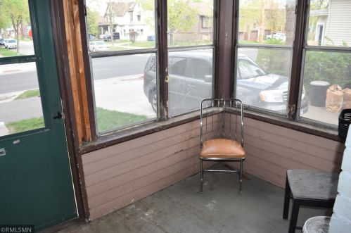 1725 Tyler St, Minneapolis MN 55418-2143 exterior