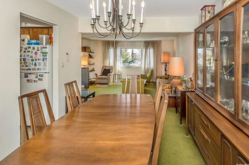 2763 Genevieve Ct, North Bellmore NY  11710-2003 exterior