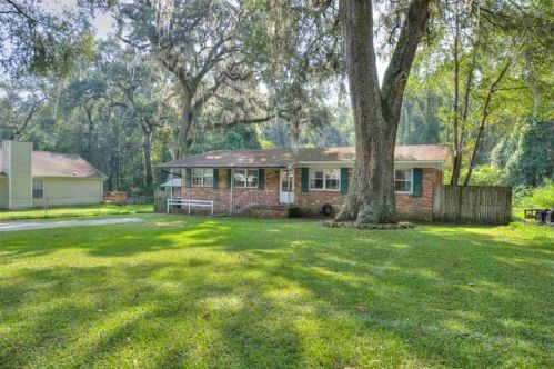 2105 Harriet Dr, Tallahassee, FL 32303-7317