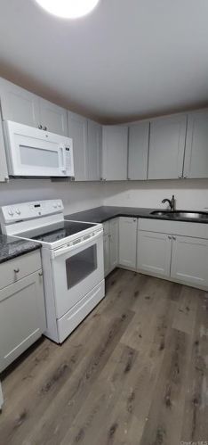 2 Plattekill Rd, Marlborough NY  12542-6023 exterior