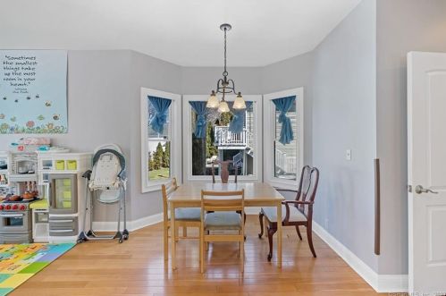 6 Nolan St, Norwalk CT  06850-2525 exterior