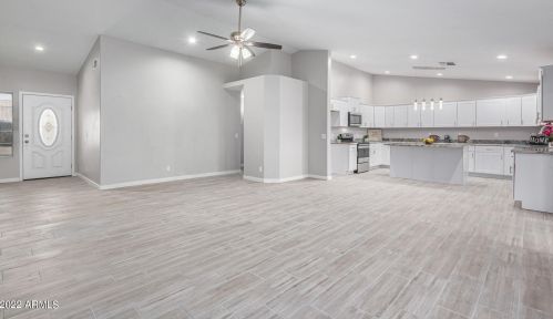 13339 Cindy St, Chandler, AZ 85225-6120