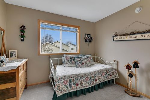 2940 Crescent Ridge Trl, Saint Cloud MN  56301-5691 exterior