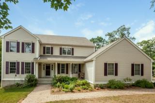 20 Elsie Ln, Clinton, CT 06413-1109
