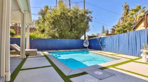 1137 Cypress Ave, Redlands CA  92373-5723 exterior