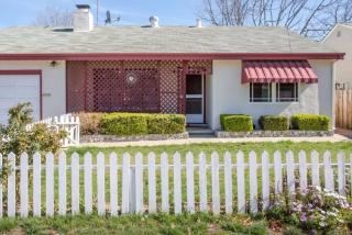 1131 Nilda Ave, Mountain View CA  94040-3121 exterior