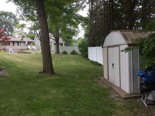 444 Spencer Ave, Hermitage PA  16146-3125 exterior