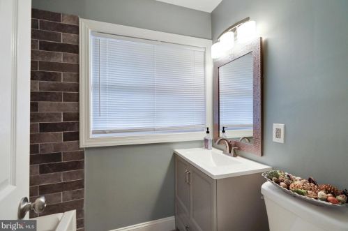 25 Spindletop Ln, Willingboro NJ  08046-1416 exterior