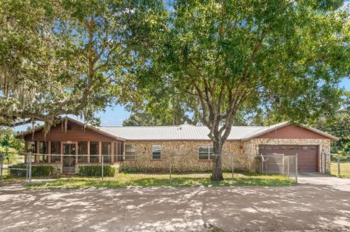 30 Hall St, West Frost Proof, FL 33843-1903