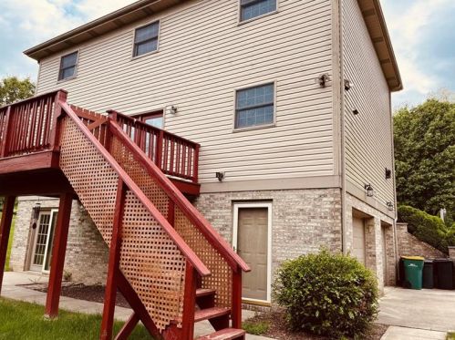 2346 Nicholson Rd, Sewickley, PA 15143-8631