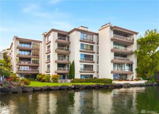 2000 43rd Ave, Seattle, WA 98112-2716