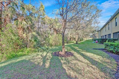 9076 Gervais Cir, Naples FL  34120-4783 exterior
