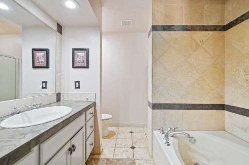 7082 Clubview Dr, Bridgeville PA  15017-1097 exterior