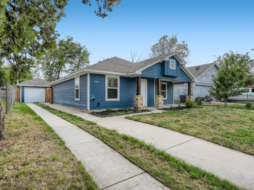 1116 Stella St, Fort Worth, TX 76104-1644