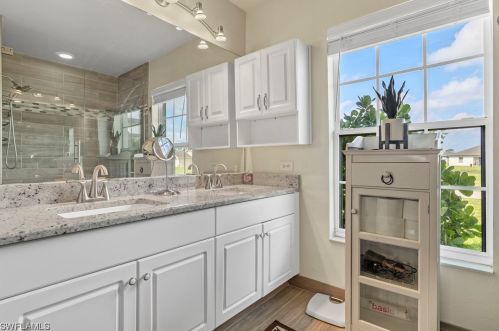 2903 20th Ave, Cape Coral FL  33904-4075 exterior